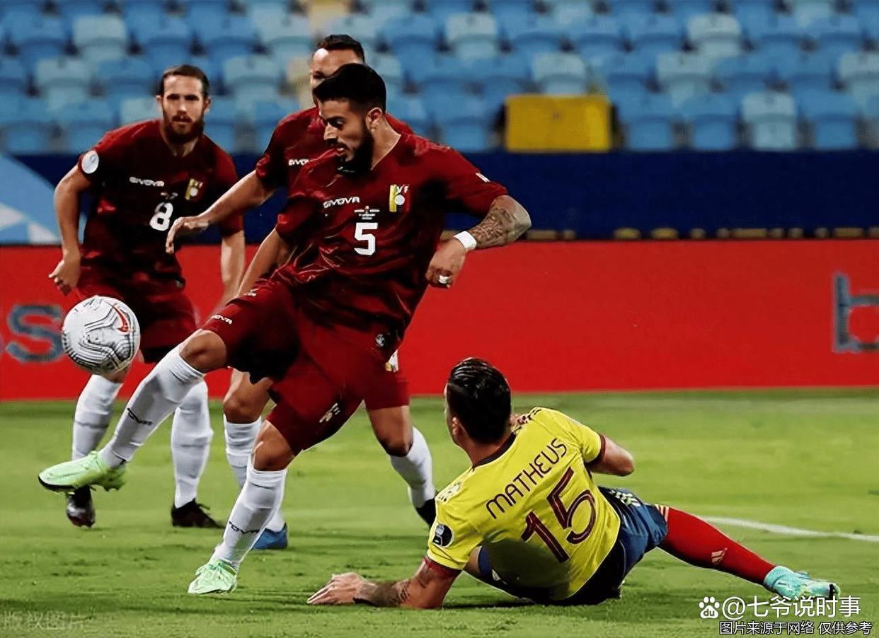 大洲杯赛场上一场精彩对决引发球迷狂热(世界杯赛场上的中国球迷)