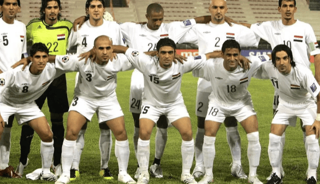 瑞典球队在国际比赛中击败对手获得优胜