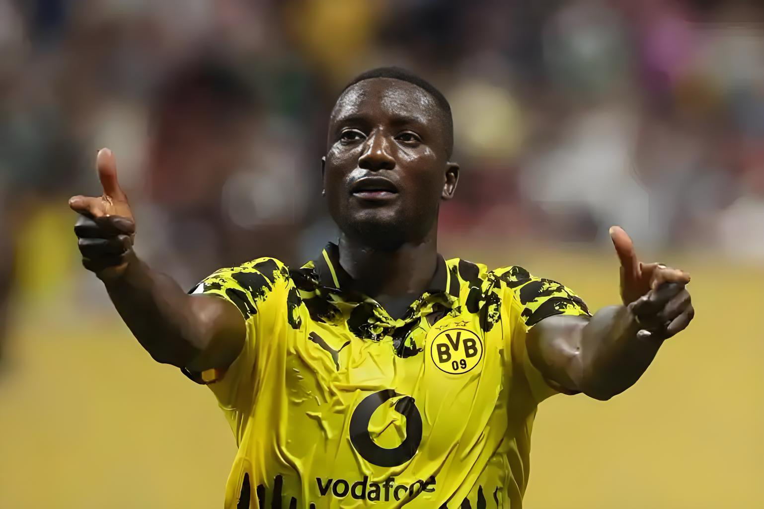 包含多特蒙德客场大捷，提前晋级淘汰赛的词条