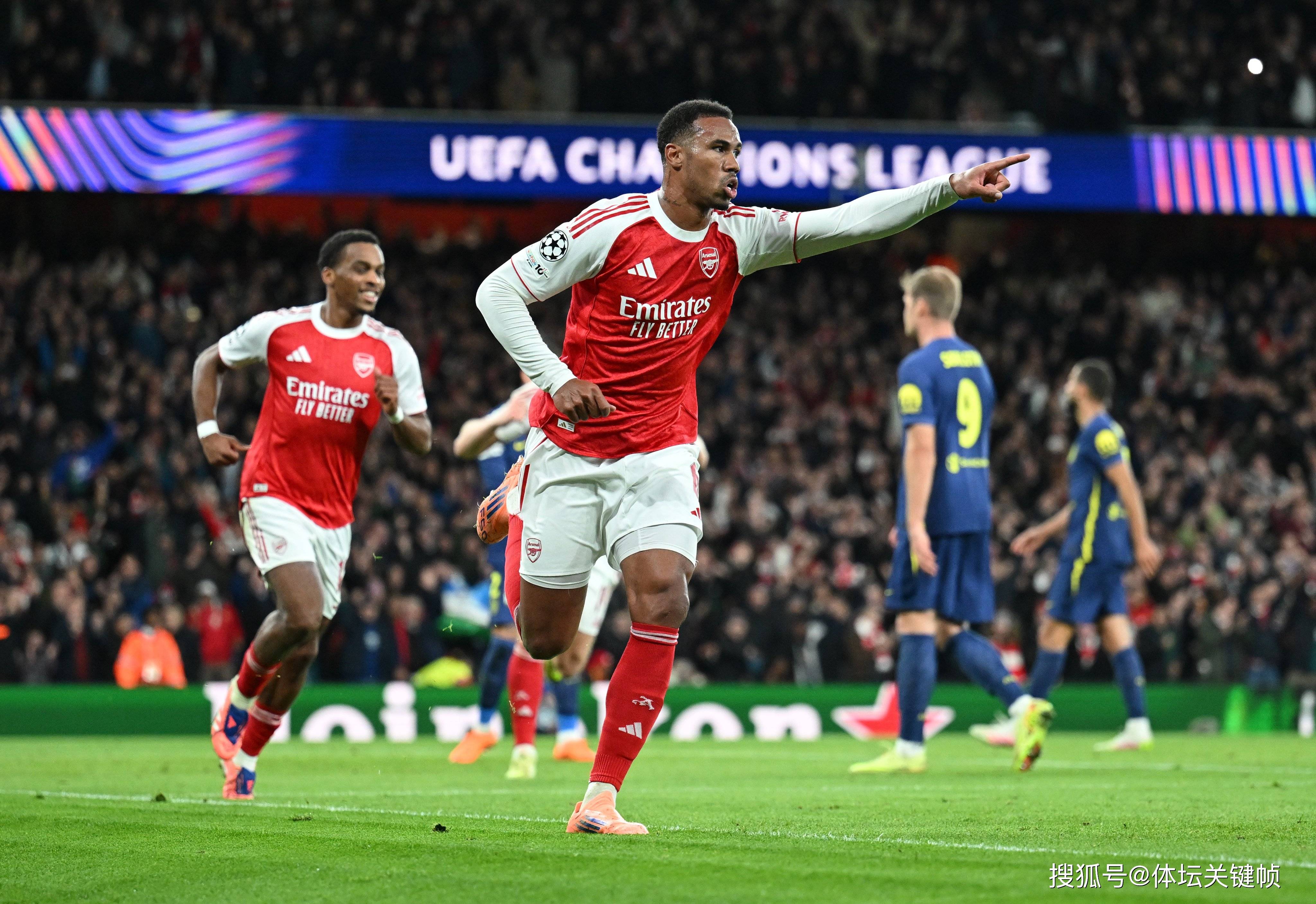 关于阿森纳攻防两端失守，急待解决问题的信息